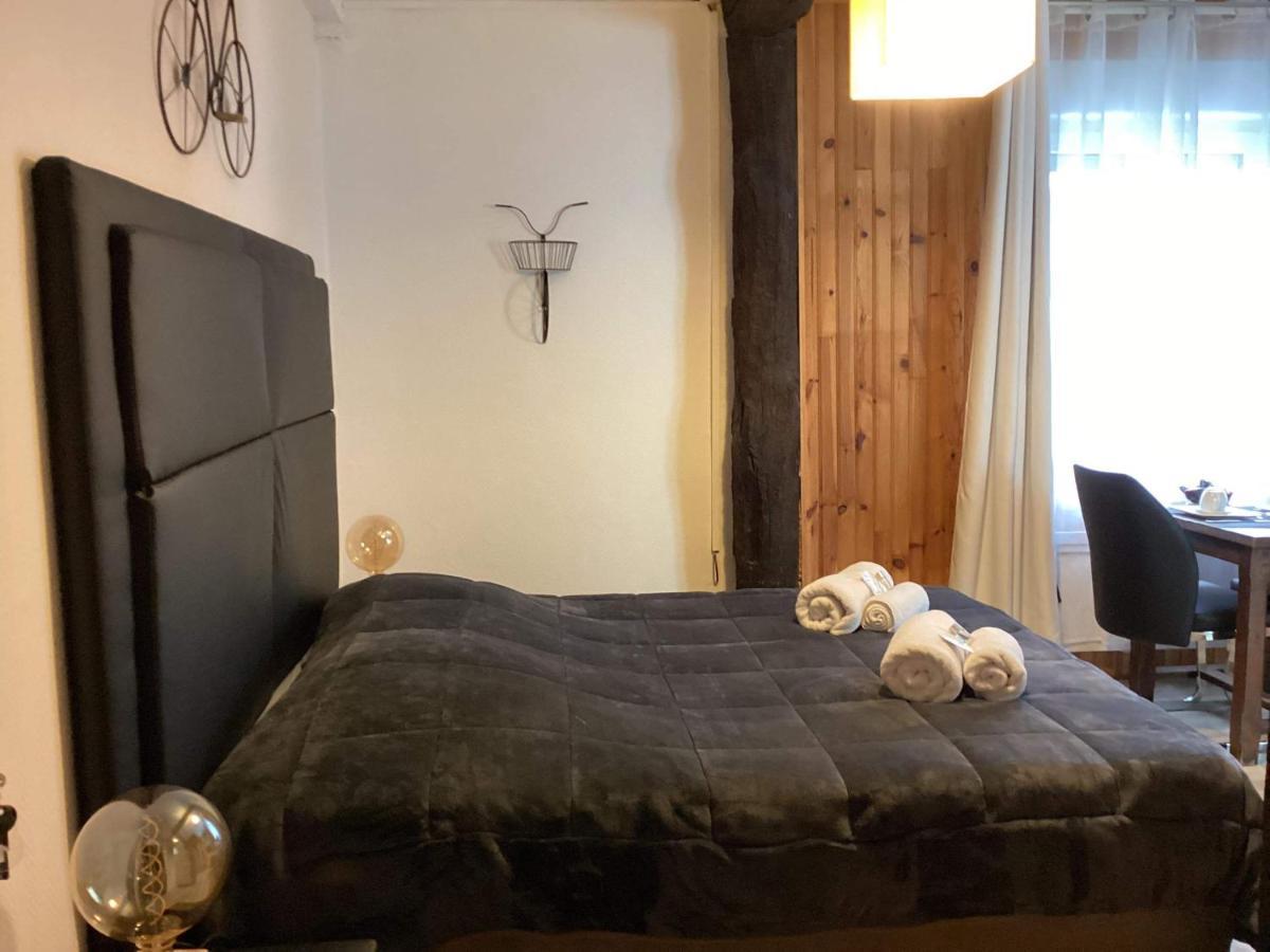 Auberge De La Voute Chooz Extérieur photo
